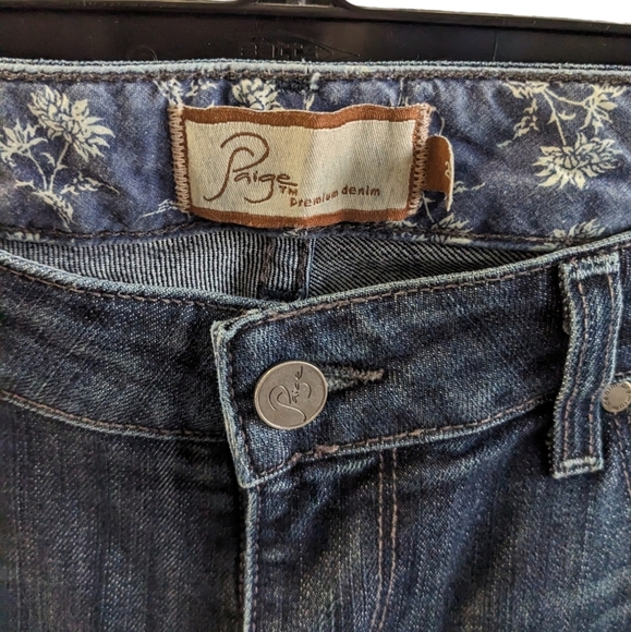 Paige premium denim jeans size 28.  Dark blue colour boot cut. - Picture 3 of 6